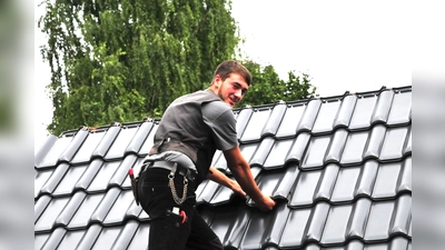 Vorsicht vor unseriösen Haustürgeschäften mit angeblichen Dachreparaturen. (Foto: ZVDH)